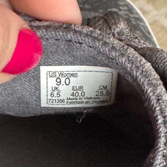 Vans Gray Snake Print Canvas Skate Sneakers Lace Up Low Top Shoes Size 9 - Picture 5 of 12